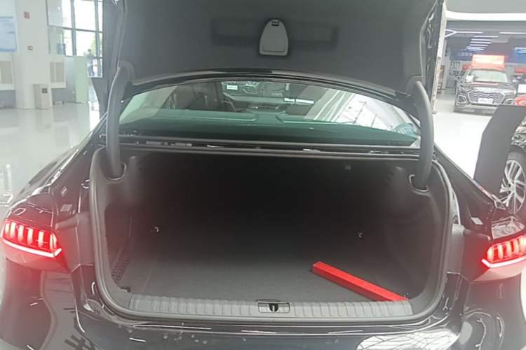 Used Audi A7L 2024 45 TFSI Luxury Edition Trunk