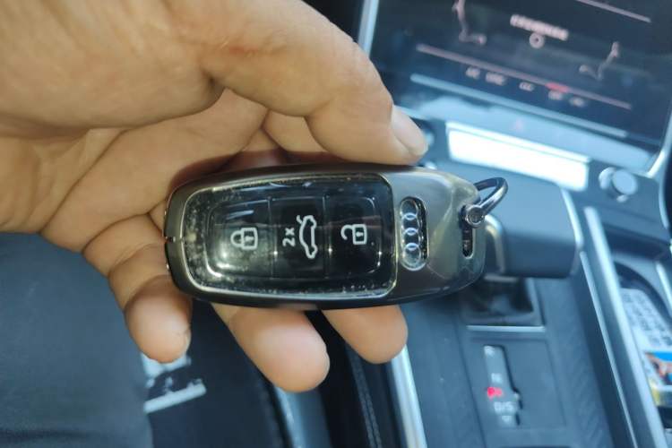 Used Audi A7L 2024 45 TFSI Luxury Edition Vehicle Key