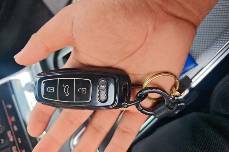 Used Audi A7L 2024 45 TFSI quattro Luxury Edition Vehicle Key