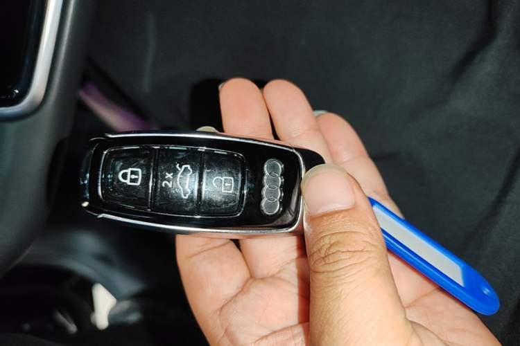 Used Audi A7L 2024 45 TFSI quattro Black Warrior Edition Vehicle Key