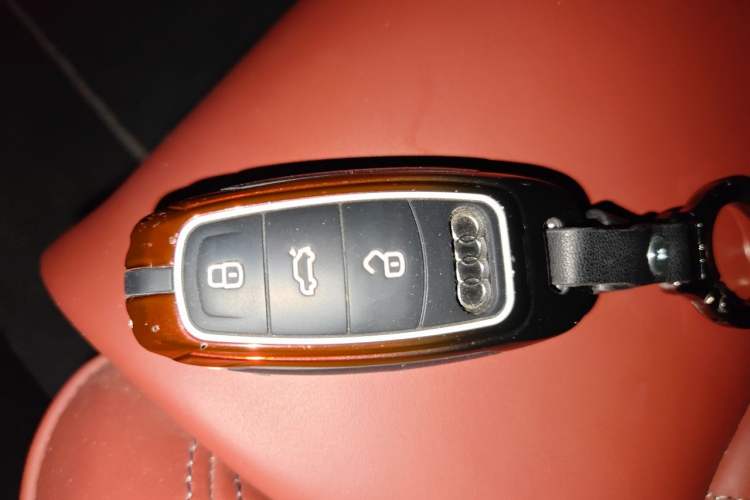 Used Audi A7L 2024 45 TFSI quattro Black Warrior Edition Vehicle Key