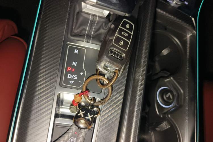 Used Audi A7L 2024 45 TFSI quattro S-line Black Warrior Edition Vehicle Key
