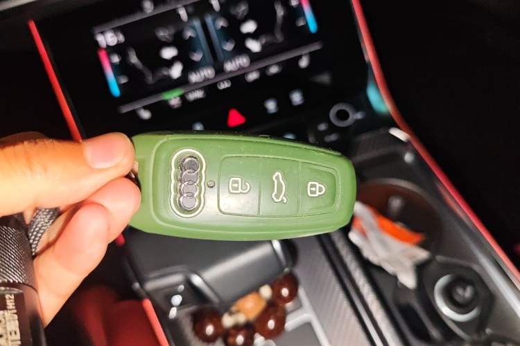 Used Audi A7L 2024 45 TFSI quattro Black Warrior Edition Vehicle Key