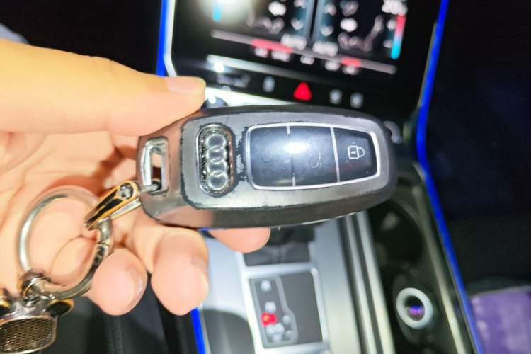 Used Audi A7L 2024 45 TFSI Luxury Edition Vehicle Key