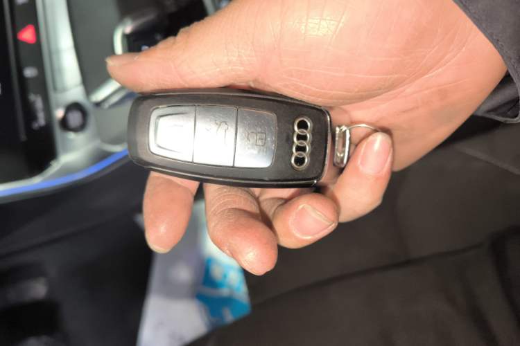Used Audi A7L 2024 45 TFSI Luxury Edition Vehicle Key
