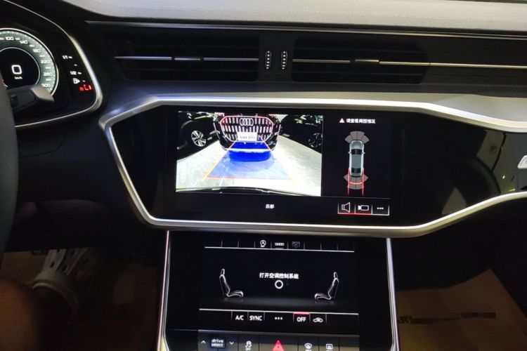 Used Audi A7L 2024 45TFSI S-line Dream-Building Edition Flow Crystal Package Audio And AC Panel