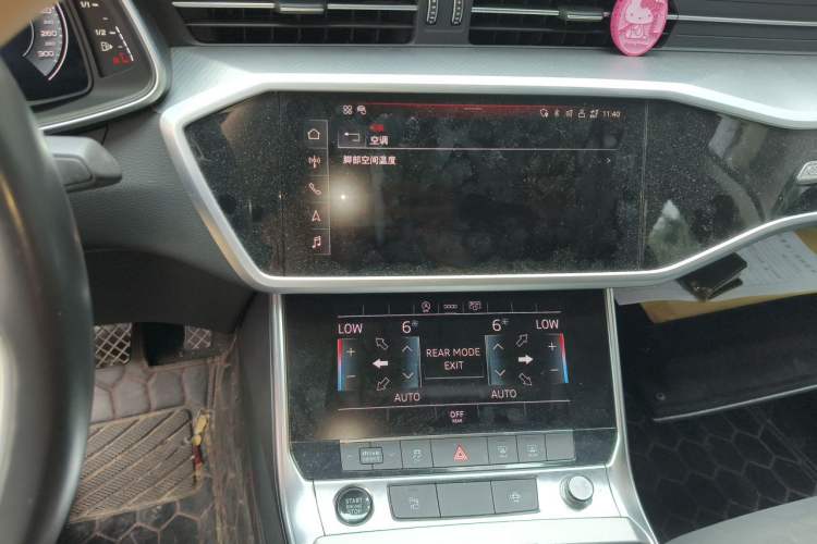Used Audi A7L 2024 45TFSI S-line Dream-Building Edition Flow Crystal Package Audio And AC Panel
