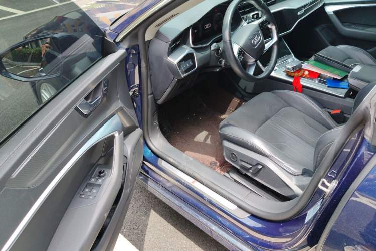 Used Audi A7L 2024 45TFSI S-line Dream-Building Edition Flow Crystal Package Driver Seat