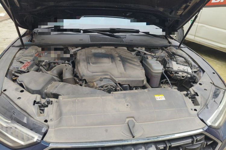 Used Audi A7L 2024 45TFSI S-line Dream-Building Edition Flow Crystal Package Engine Bay