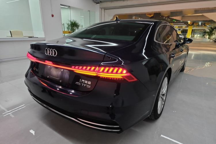 Used Audi A7L 2024 45TFSI S-line Dream-Building Edition Flow Crystal Package Exterior 5
