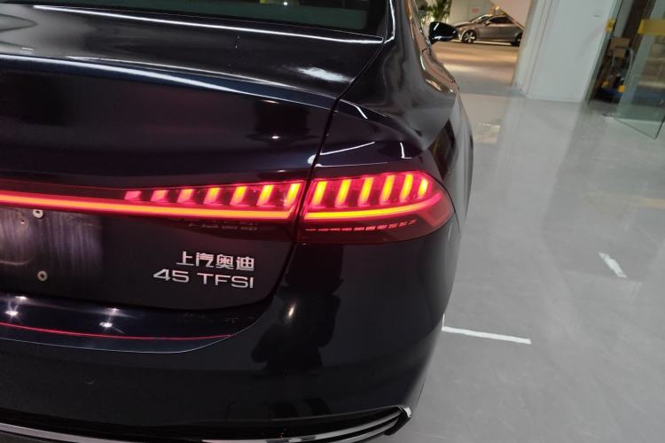 Used Audi A7L 2024 45TFSI S-line Dream-Building Edition Flow Crystal Package Exterior 6