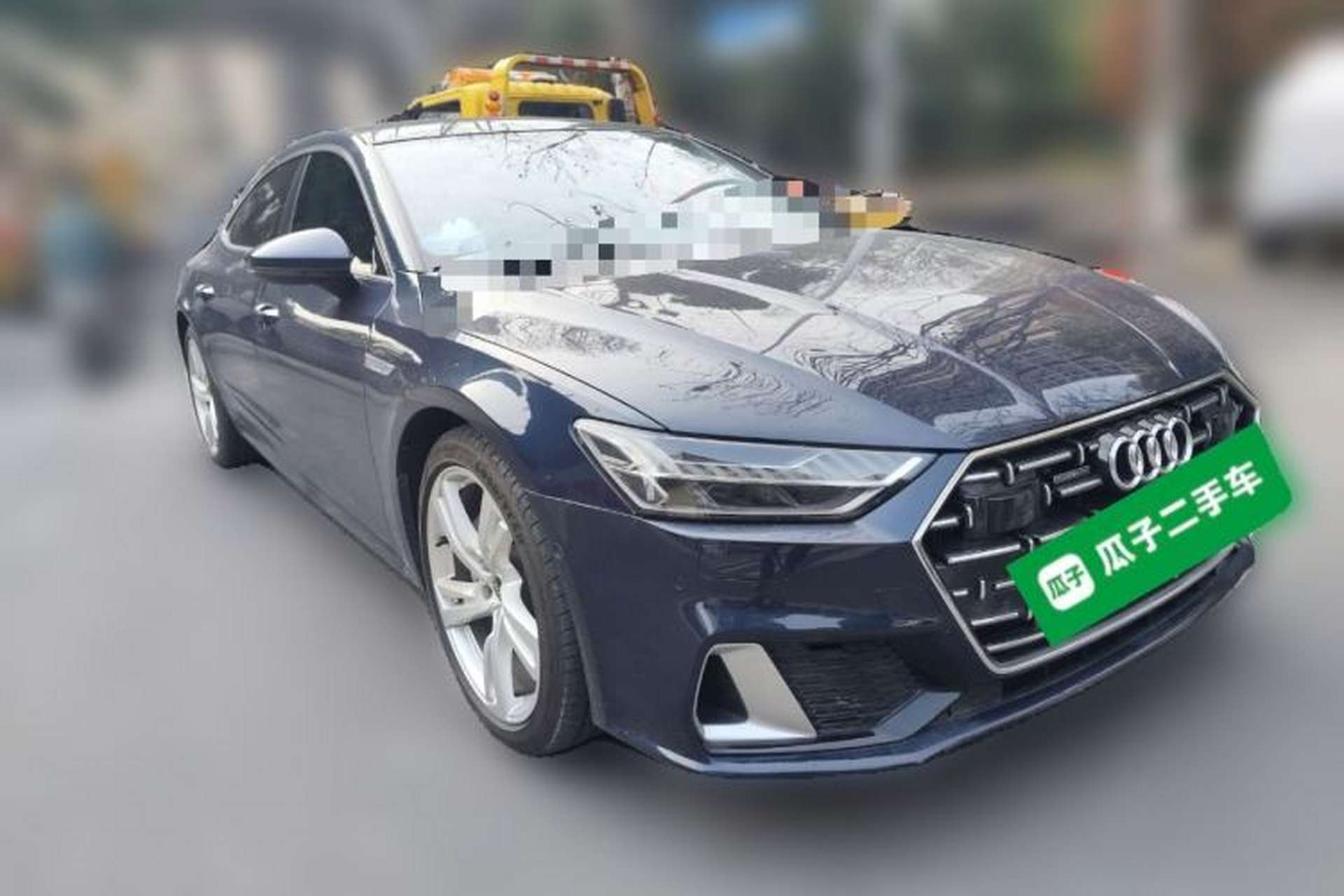 Used Audi A7L 2024 45TFSI quattro S-line Visionary Edition Flow Crystal Package Front Right 45 Deg