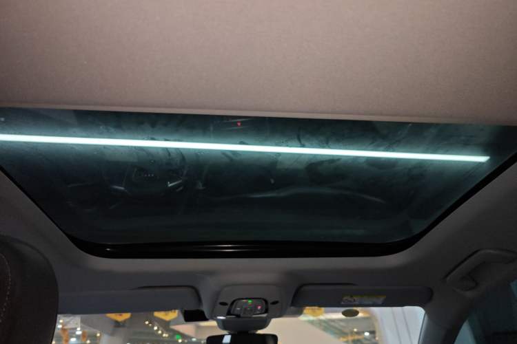 Used Audi A7L 2024 45TFSI S-line Dream-Building Edition Flow Crystal Package Headliner