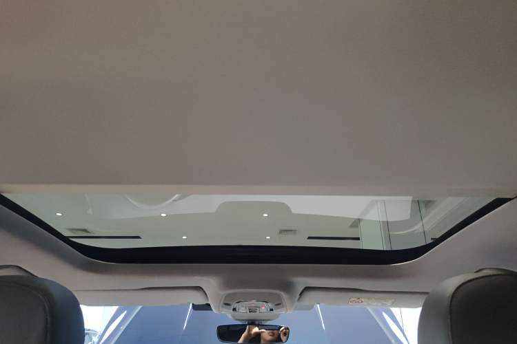 Used Audi A7L 2024 45TFSI S-line Dream-Building Edition Flow Crystal Package Headliner
