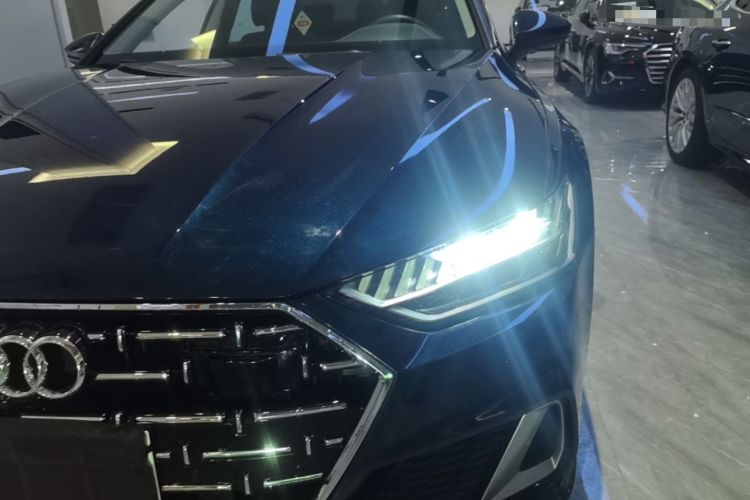 Used Audi A7L 2024 45TFSI S-line Dream-Building Edition Flow Crystal Package Left Front Headlight