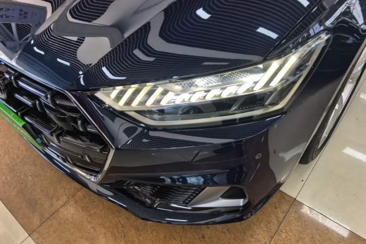 Used Audi A7L 2024 45TFSI quattro S-line Visionary Edition Flow Crystal Package Left Front Headlight