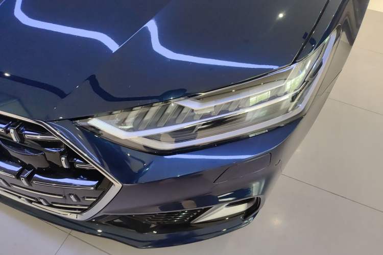 Used Audi A7L 2024 45TFSI S-line Dream-Building Edition Flow Crystal Package Left Front Headlight