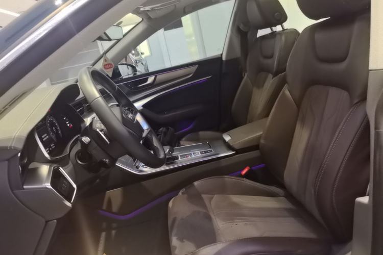 Used Audi A7L 2024 45TFSI S-line Dream-Building Edition Flow Crystal Package Left Front Seat