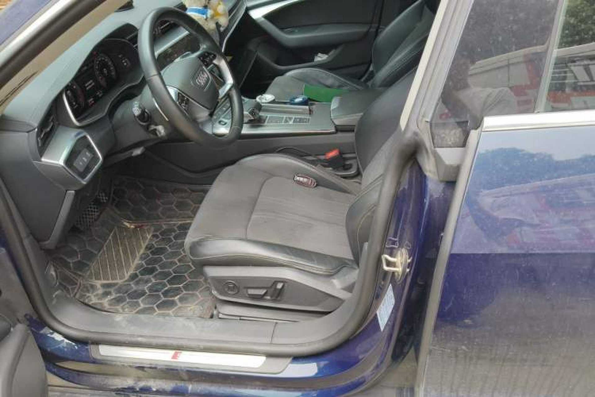 Used Audi A7L 2024 45TFSI S-line Dream-Building Edition Flow Crystal Package Left Front Seat