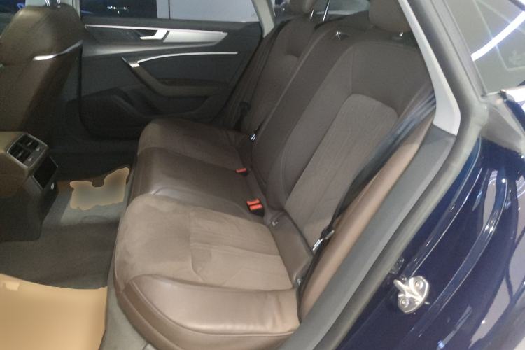 Used Audi A7L 2024 45TFSI S-line Dream-Building Edition Flow Crystal Package Left Rear Seat