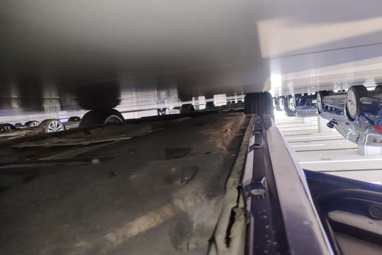 Used Audi A7L 2024 45TFSI S-line Dream-Building Edition Flow Crystal Package Left Side Sill