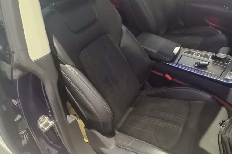 Used Audi A7L 2024 45TFSI S-line Dream-Building Edition Flow Crystal Package Right Front Seat