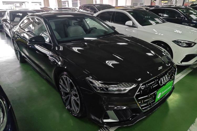 Used Audi A7L 2024 55TFSI quattro S-line Boundary Edition Flow Crystal Package Front Right 45 Deg