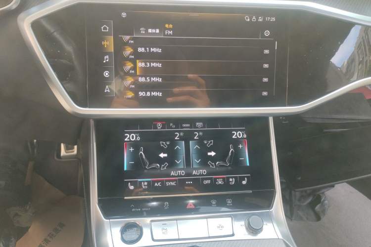 Used Audi A7L 2024 45 TFSI quattro RS Performance Edition Audio And AC Panel