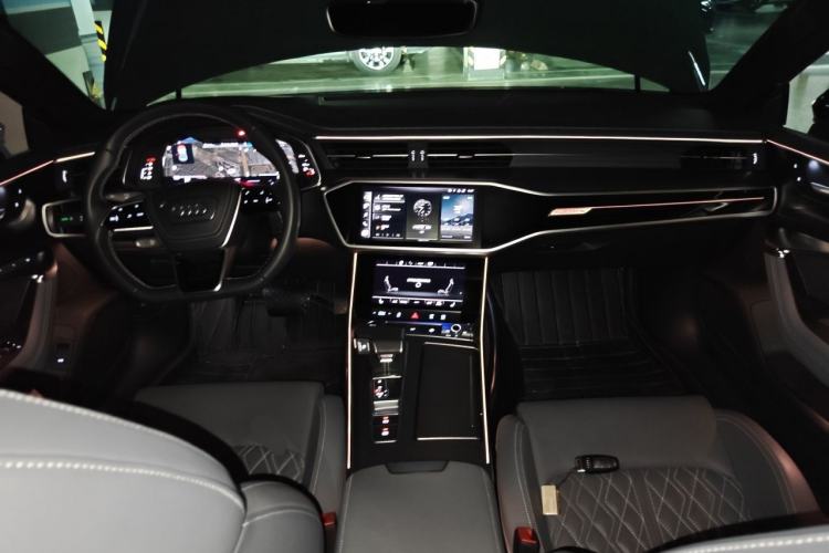 Used Audi A7L 2024 45 TFSI quattro RS Performance Edition Center Console