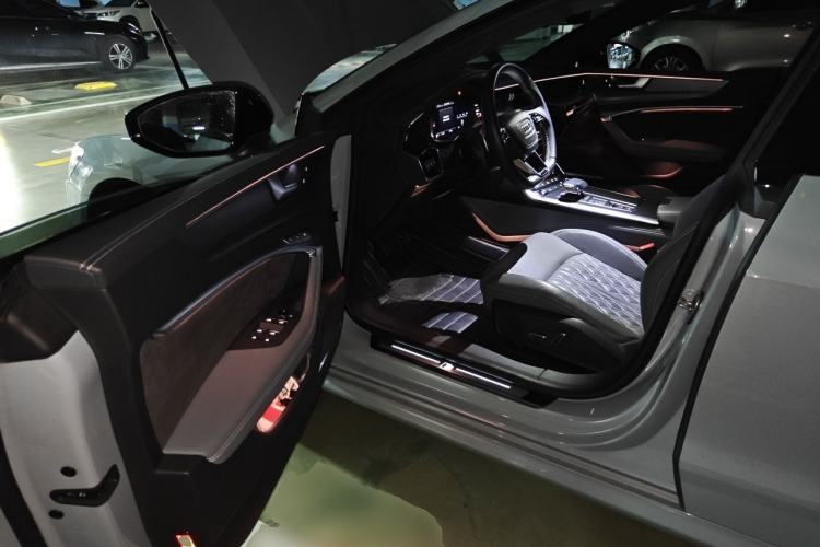 Used Audi A7L 2024 45 TFSI quattro RS Performance Edition Driver Seat