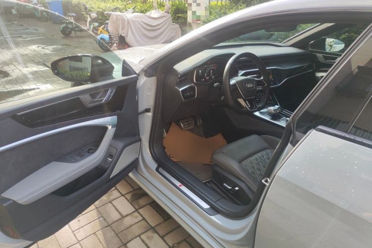 Used Audi A7L 2024 45 TFSI quattro RS Performance Edition Driver Seat