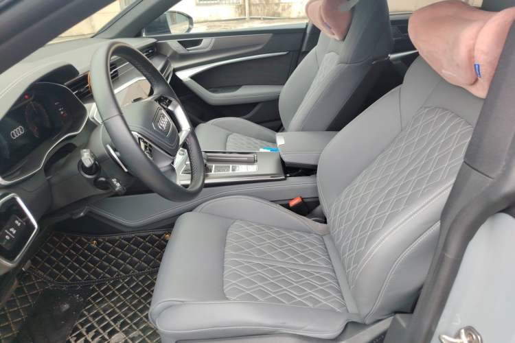 Used Audi A7L 2024 55 TFSI quattro RS Performance Edition Left Front Seat