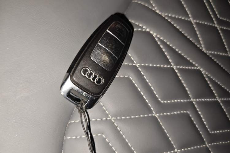 Used Audi A7L 2024 45 TFSI quattro RS Performance Edition Vehicle Key