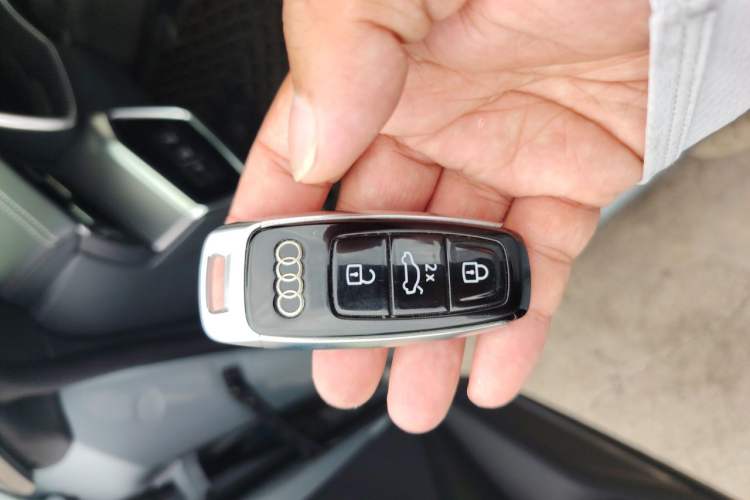 Used Audi A7L 2024 55 TFSI quattro RS Performance Edition Vehicle Key