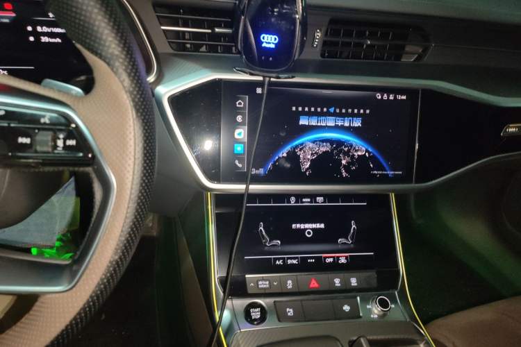 Used Audi A7L 2024 45TFSI S-line Dream-Building Edition Flow Crystal Package Audio And AC Panel
