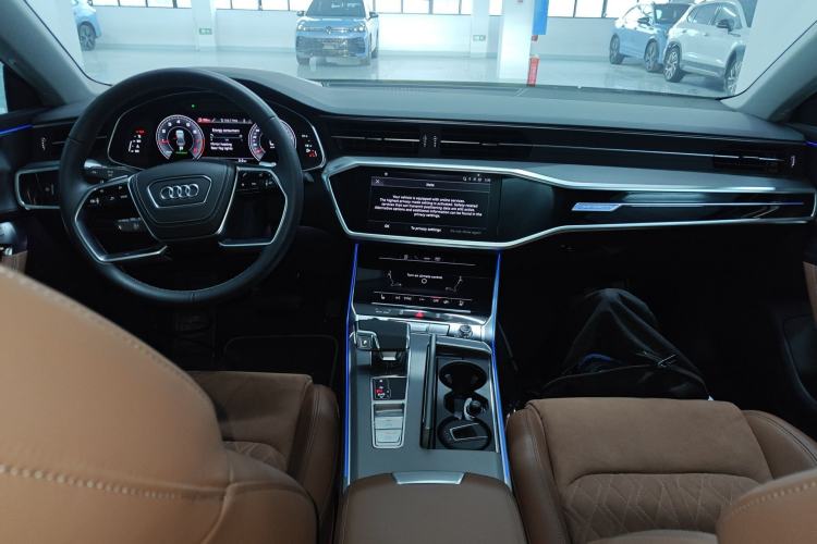 Used Audi A7L 2024 45 TFSI quattro Luxury Edition Center Console