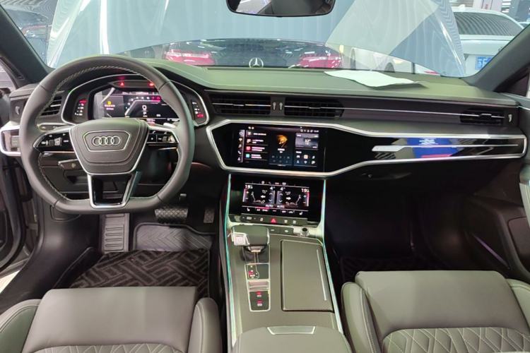 Used Audi A7L 2024 45 TFSI quattro RS Performance Edition Center Console
