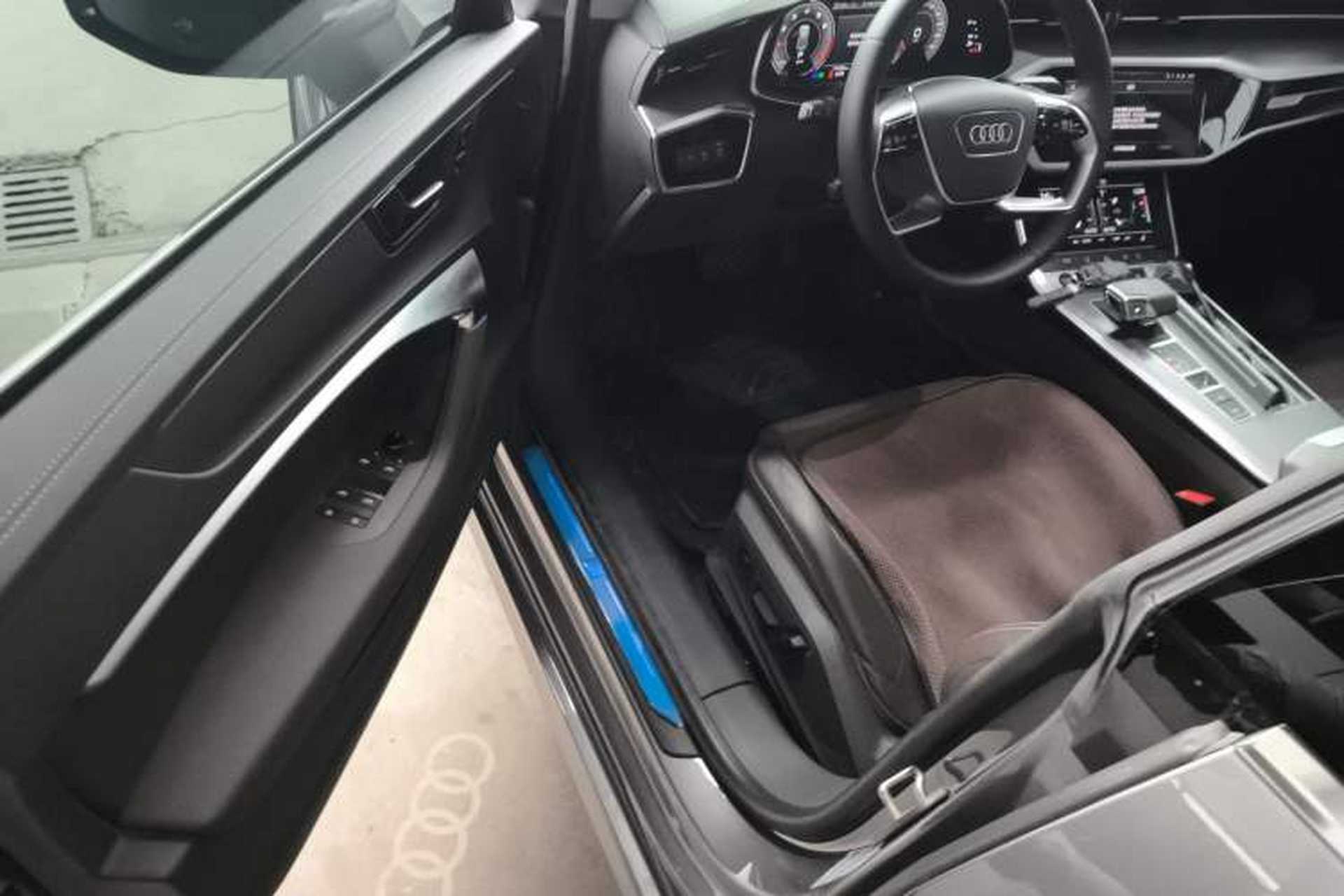 Used Audi A7L 2024 45TFSI quattro S-line Visionary Edition Flow Crystal Package Driver Seat