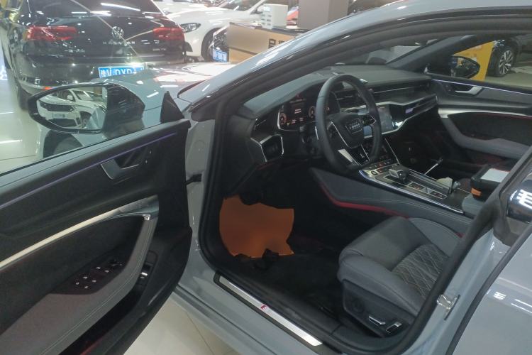 Used Audi A7L 2024 45 TFSI quattro RS Performance Edition Driver Seat