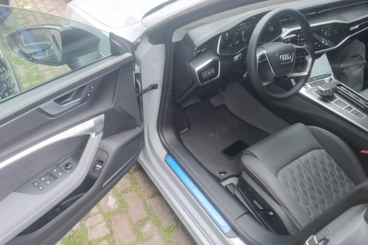 Used Audi A7L 2024 45 TFSI quattro Luxury Edition Driver Seat