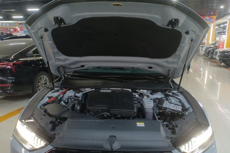 Used Audi A7L 2024 45 TFSI quattro RS Performance Edition Engine Bay