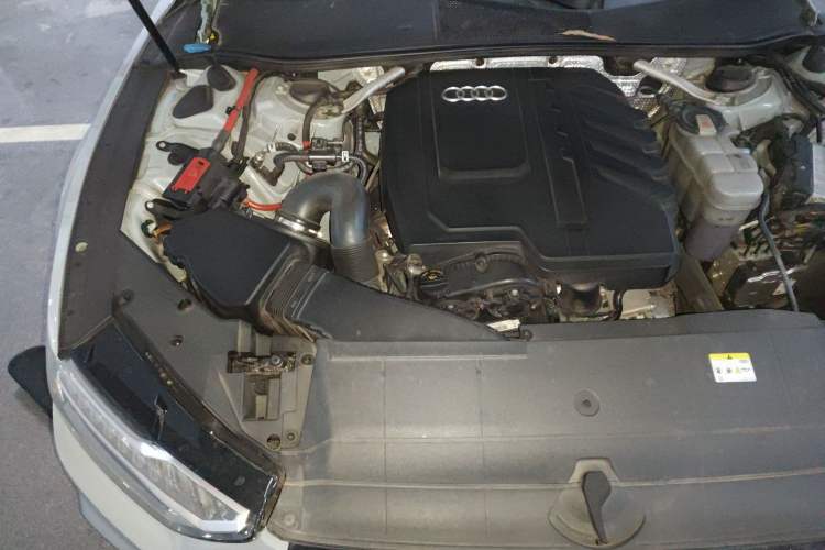 Used Audi A7L 2024 45 TFSI quattro RS Performance Edition Engine Bay Right