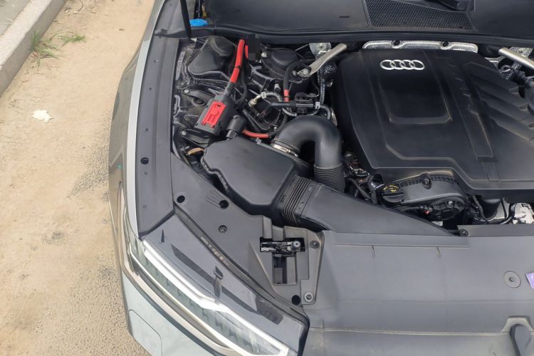 Used Audi A7L 2024 45 TFSI quattro Black Warrior Edition Engine Bay Right