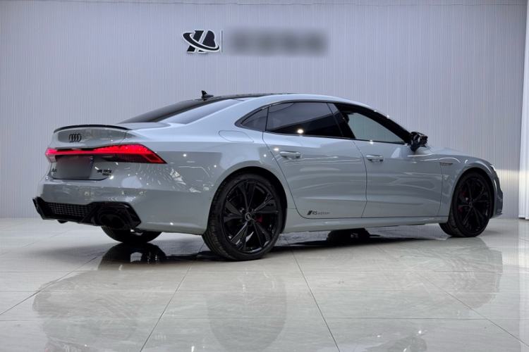 Used Audi A7L 2024 55 TFSI quattro RS Performance Edition Exterior 4