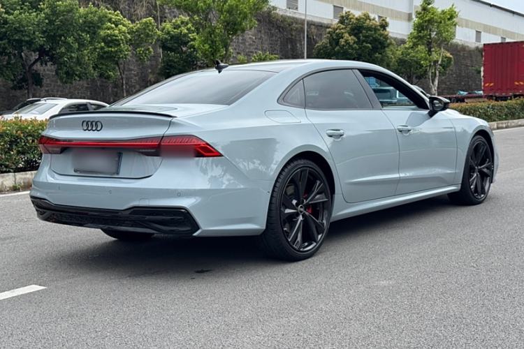 Used Audi A7L 2024 45TFSI quattro S-line Visionary Edition Flow Crystal Package Exterior 5