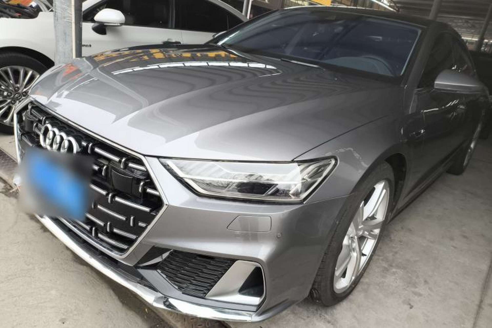 Used Audi A7L 2024 45TFSI quattro S-line Visionary Edition Flow Crystal Package Front Left 45 Deg