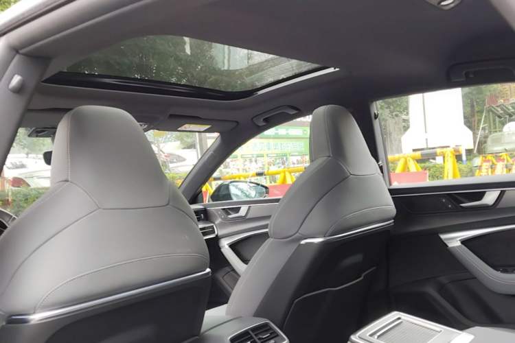 Used Audi A7L 2024 45 TFSI quattro RS Performance Edition Headliner