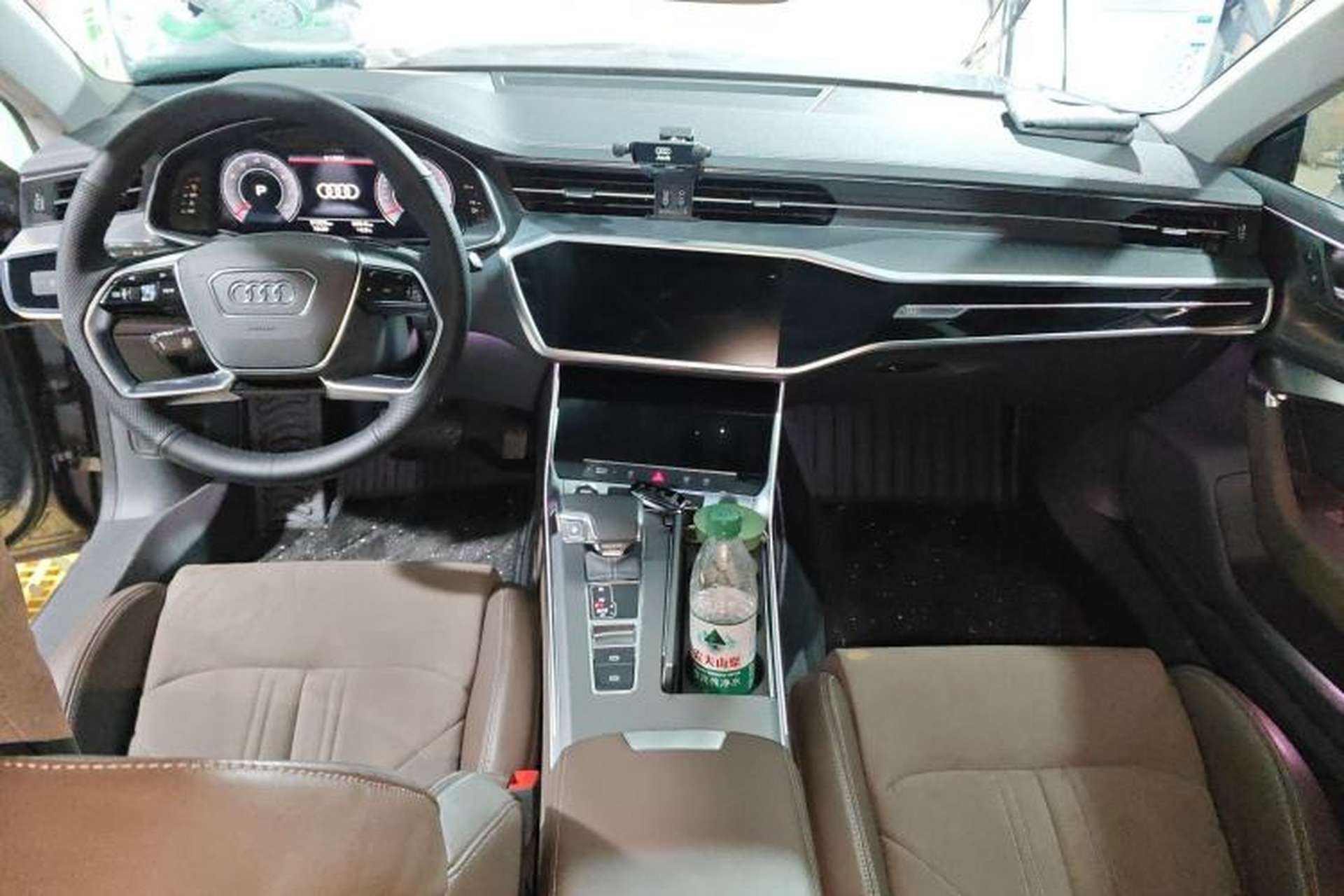 Used Audi A7L 2024 45TFSI S-line Dream-Building Edition Flow Crystal Package Interior 2