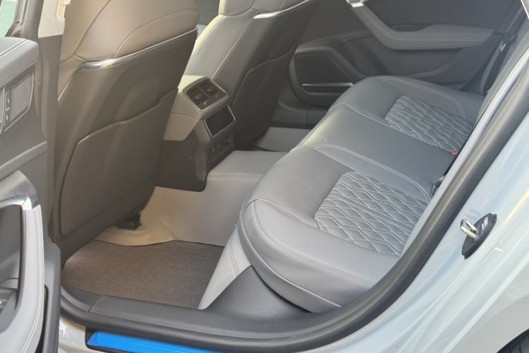 Used Audi A7L 2024 45 TFSI quattro Luxury Edition Interior 4