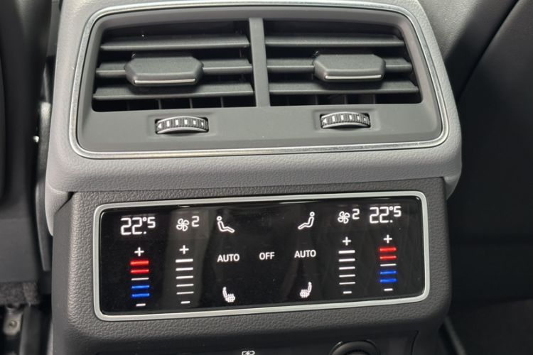 Used Audi A7L 2024 55 TFSI quattro RS Performance Edition Interior 5
